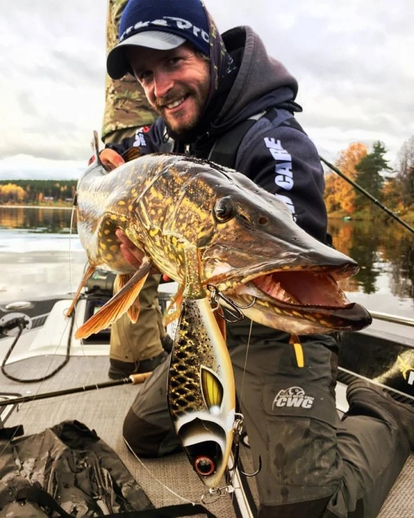 Strike Pro Trueglide Guppie 13,5cm 120g 5 Strike Pro Trueglide Guppie 13,5cm 120g – Image 3